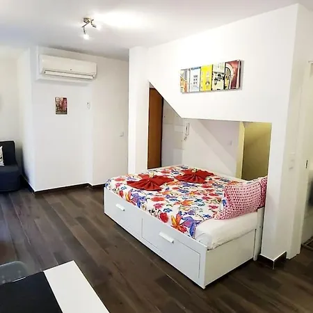 Of The Panteao, 1st Floor 아파트