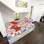Apartment Of The Panteao, 1st Floor